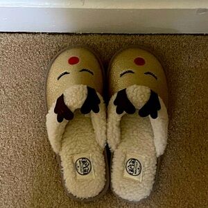 Reindeer slippers